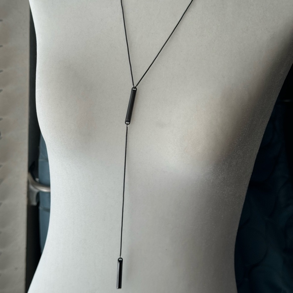 NWT Kendra Scott Shelton necklace